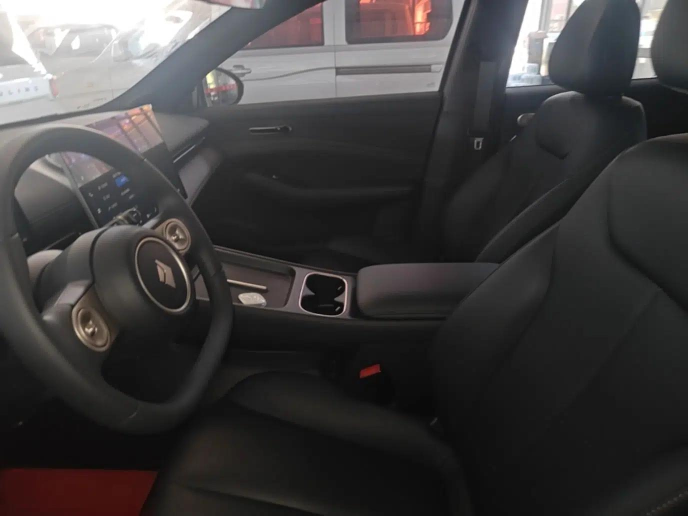 Baojun Yunhai 2024 140km Plug-in Hybrid Version — миниатюра 22