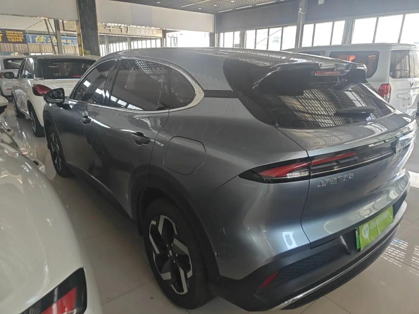 Baojun Yunhai 2024 140km Plug-in Hybrid Version — миниатюра 4