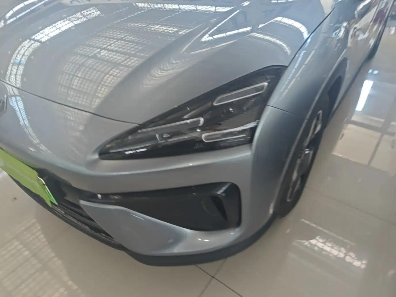 Baojun Yunhai 2024 140km Plug-in Hybrid Version — миниатюра 8