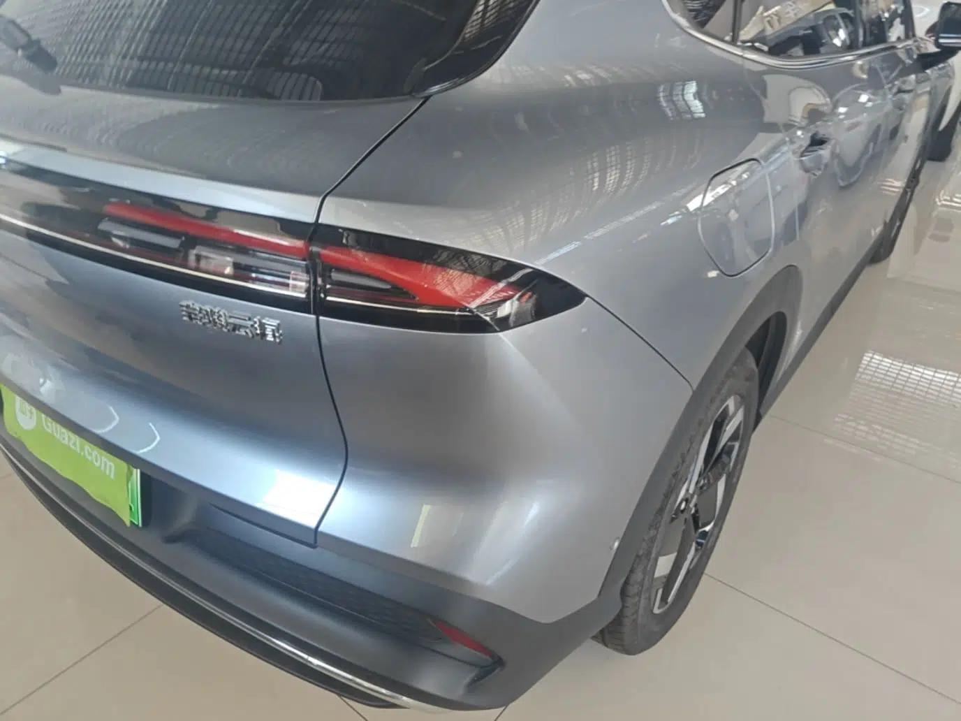 Baojun Yunhai 2024 140km Plug-in Hybrid Version — миниатюра 9