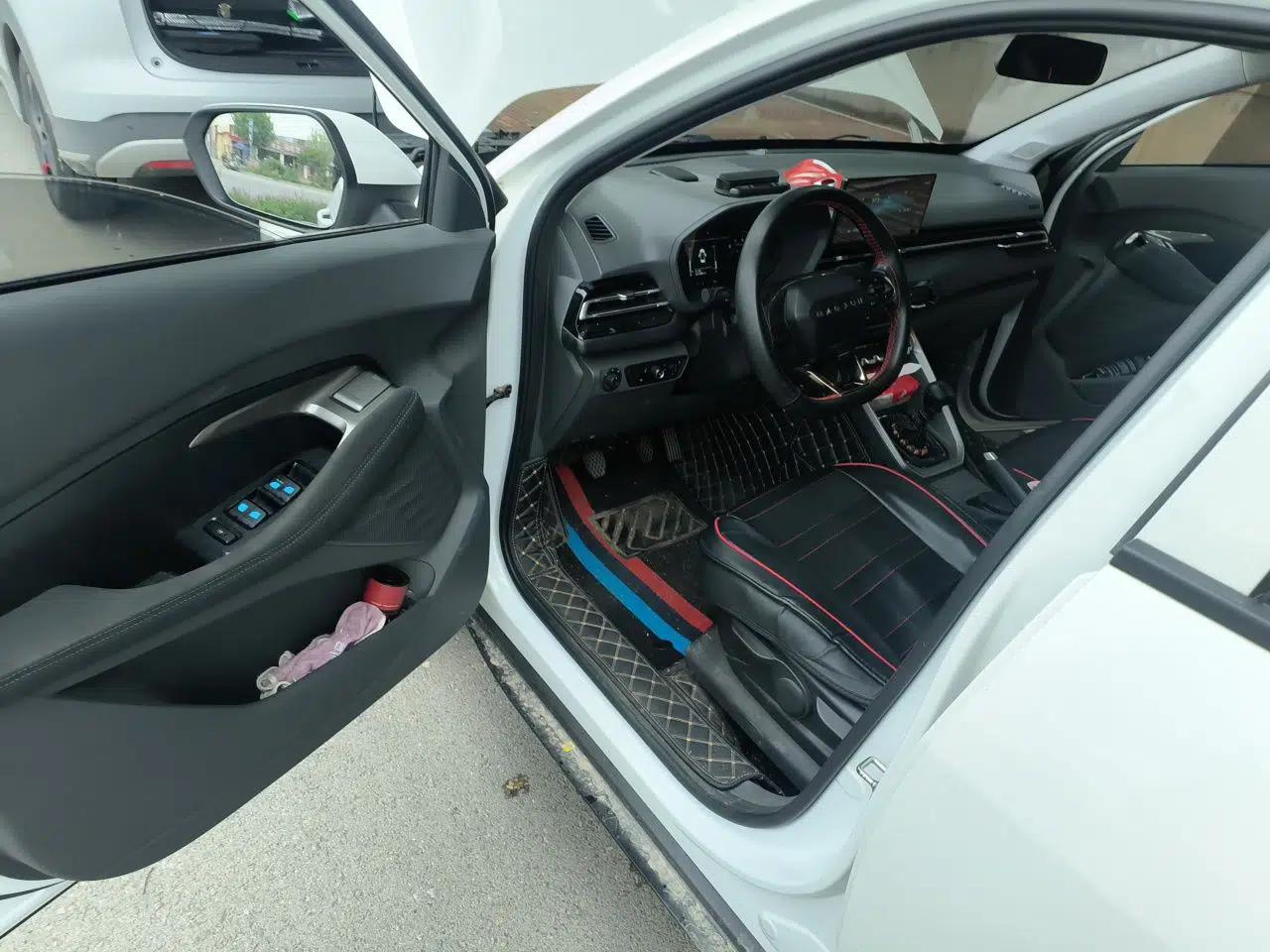Baojun RS-3 2020 1.5L Manual Smart Comfort Edition — миниатюра 16