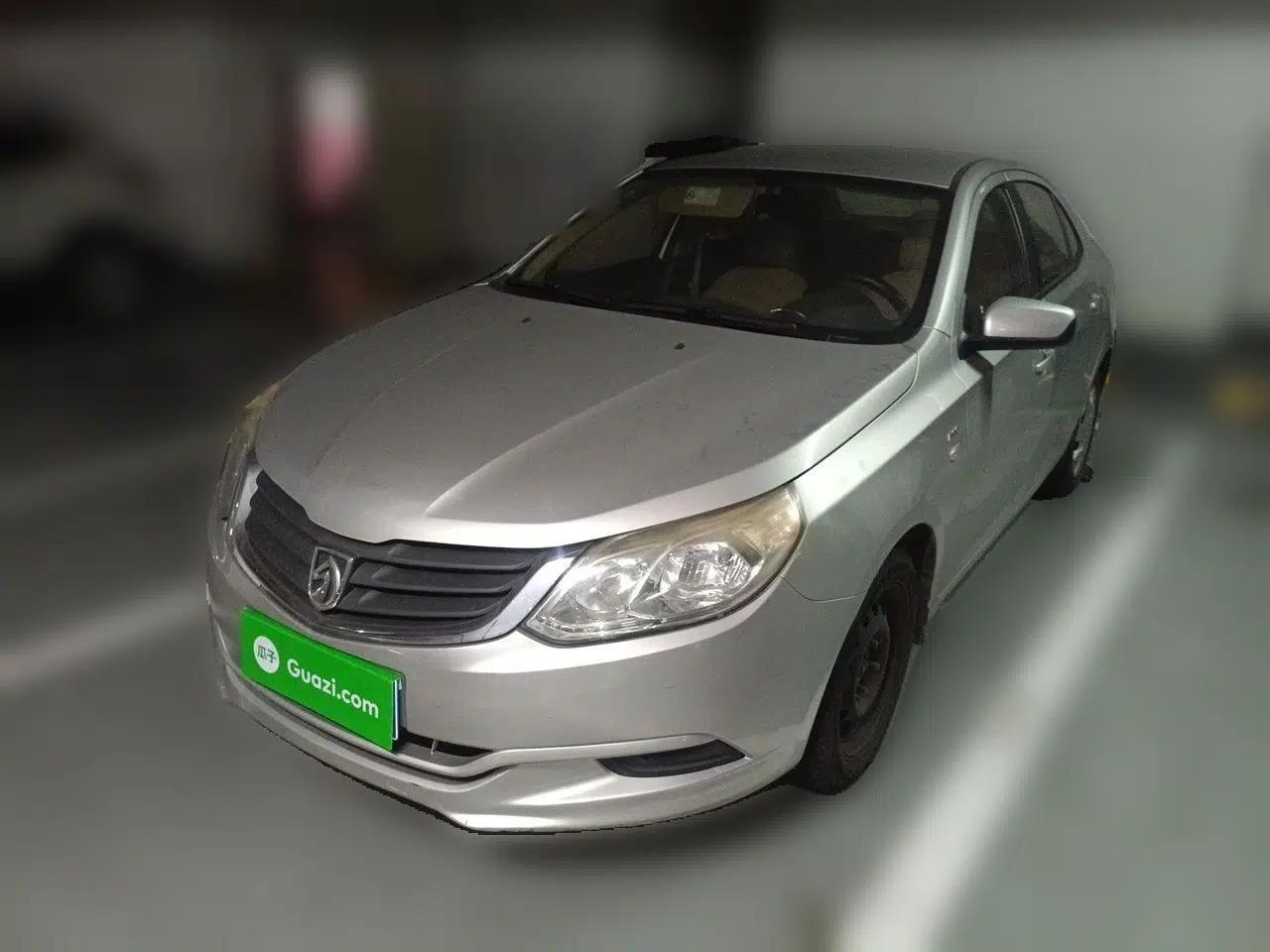 Baojun 630 2013 1.5L manual standard version — миниатюра 1