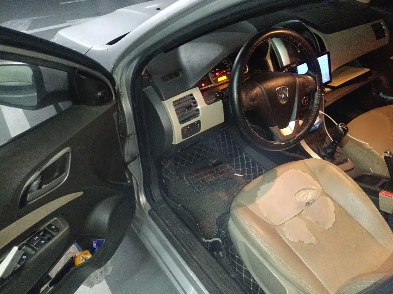 Baojun 630 2013 1.5L manual standard version — миниатюра 16