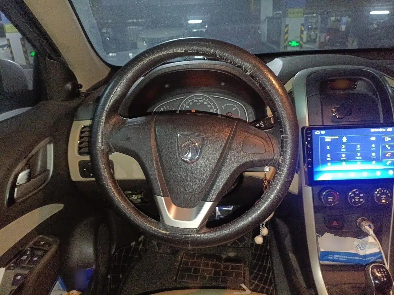 Baojun 630 2013 1.5L manual standard version — миниатюра 10