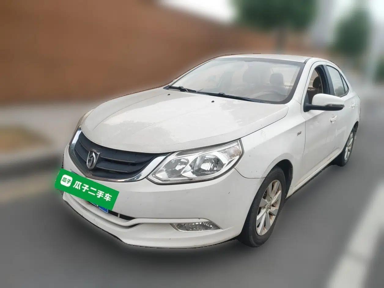 Baojun 630 2014 1.5L manual Comfort trim level — миниатюра 1