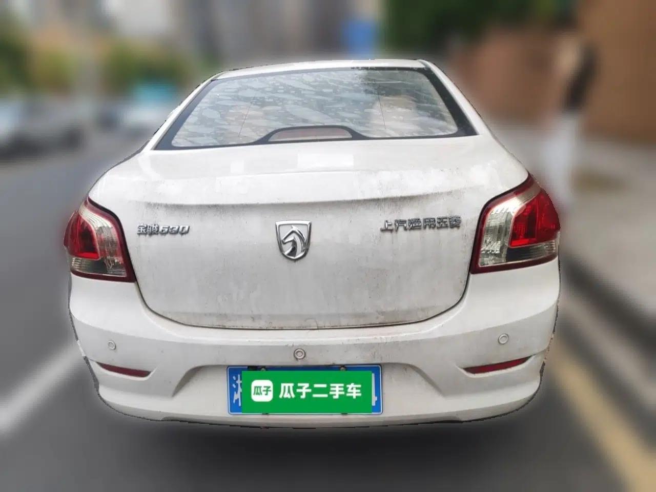 Baojun 630 2014 1.5L manual Comfort trim level — миниатюра 5