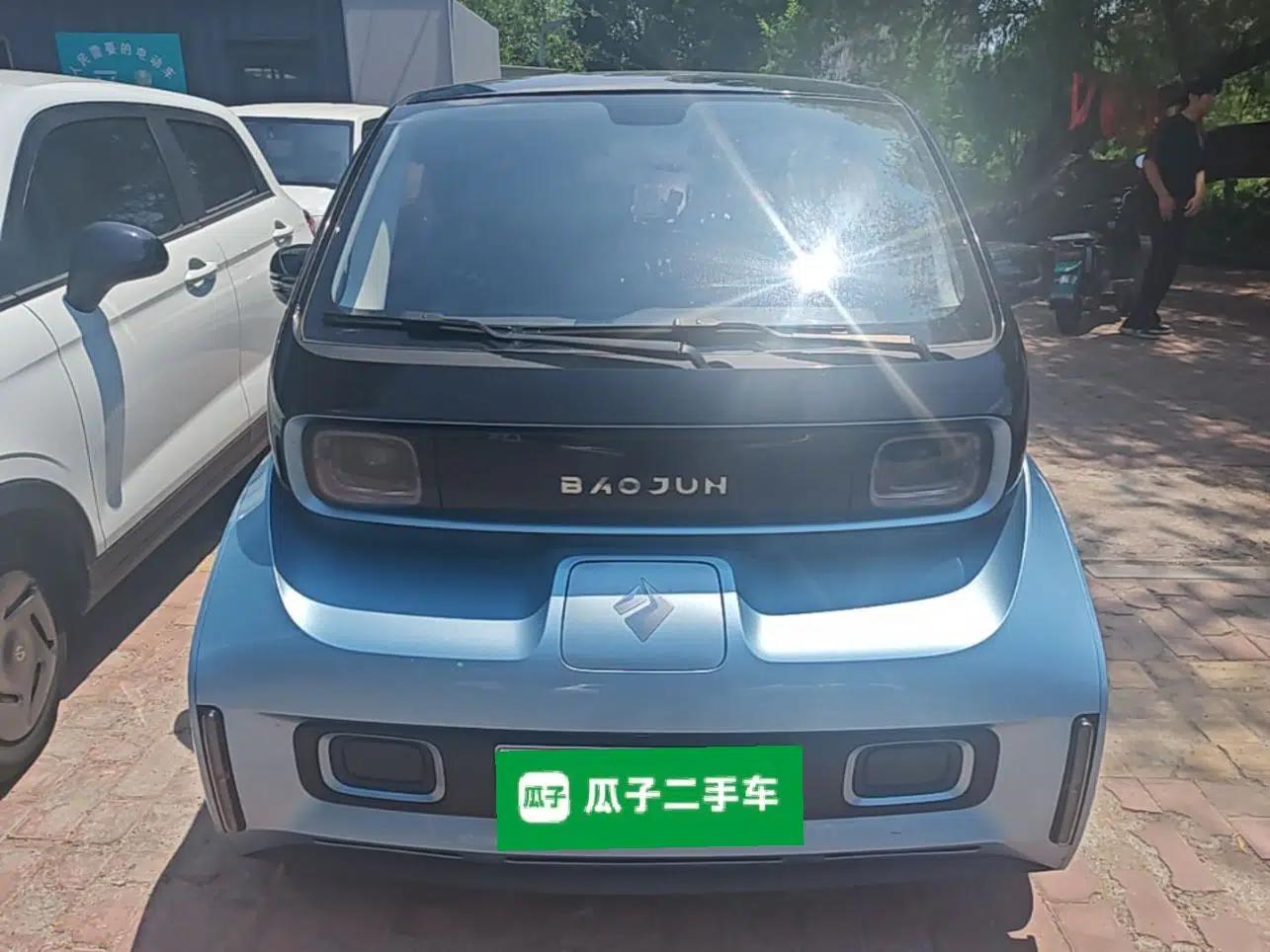 Baojun E300 2020 Starry Intelligence Edition — миниатюра 2