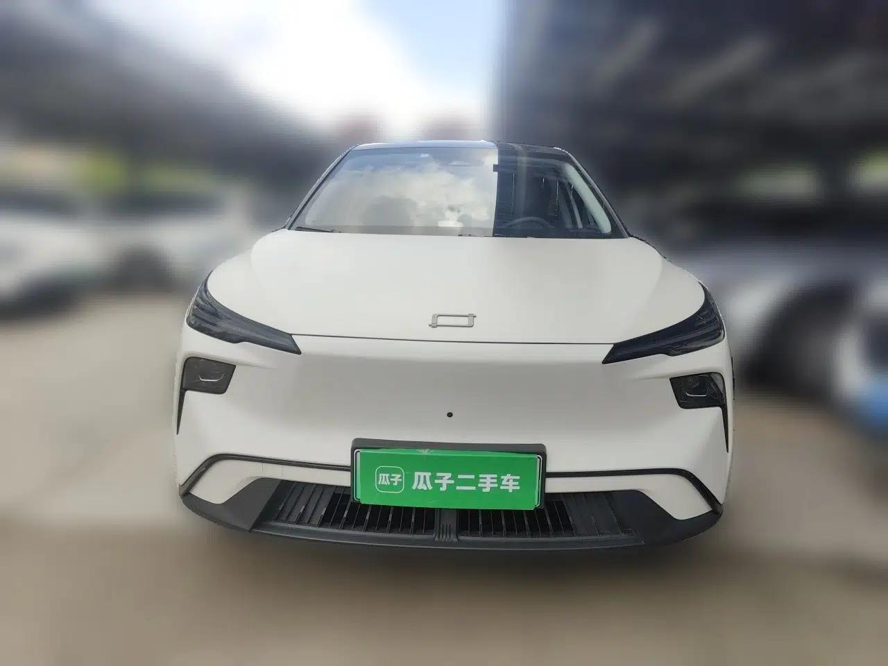 Bestune Yueyi 03 2025 565km Premium Edition — миниатюра 2