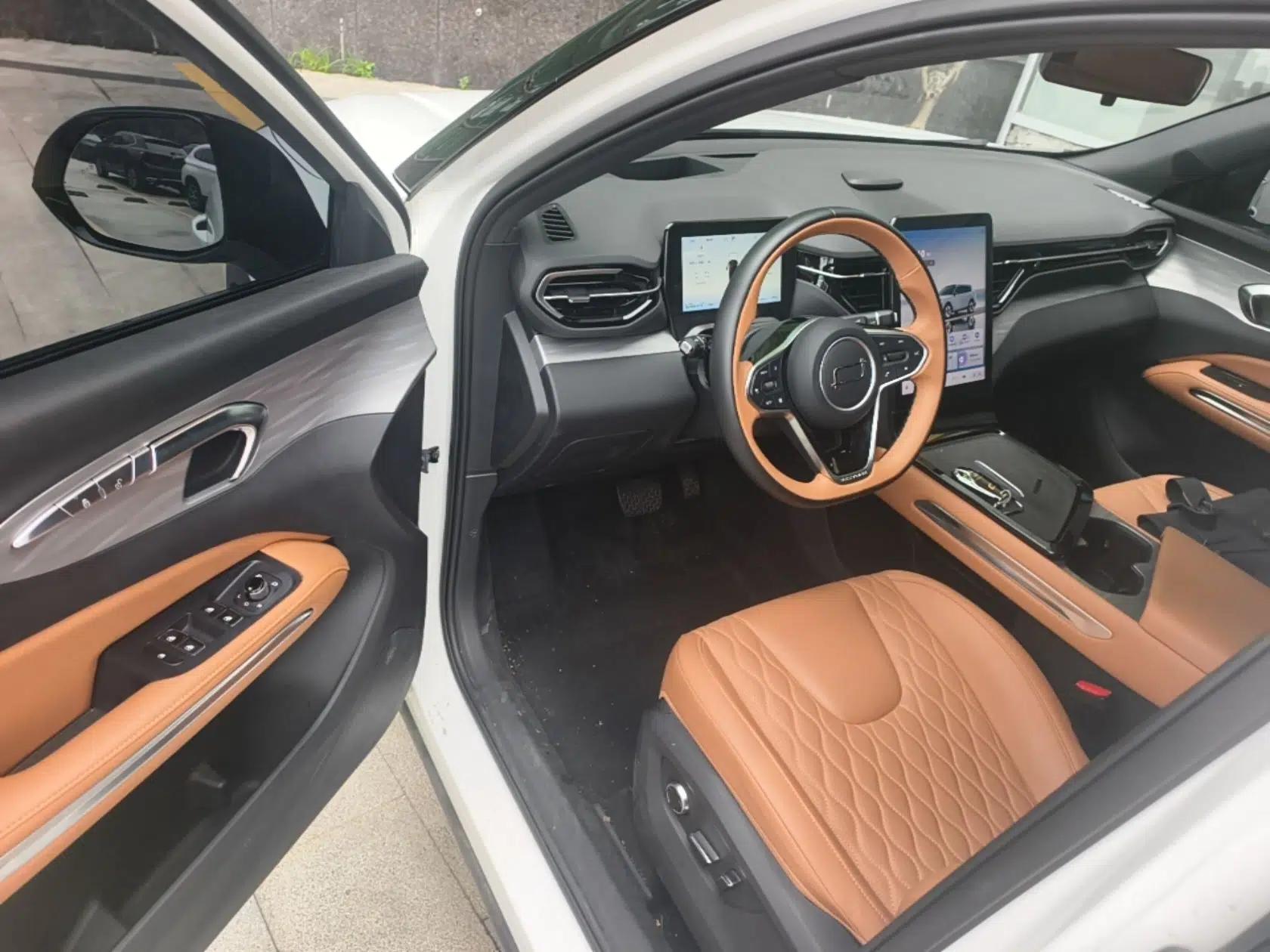 Bestune Yueyi 07 2025 210km Leisure Edition — миниатюра 18