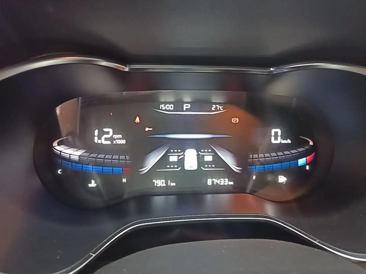 Bestune T33 2019 1.6L Automatic Luxury Edition China VI — миниатюра 14