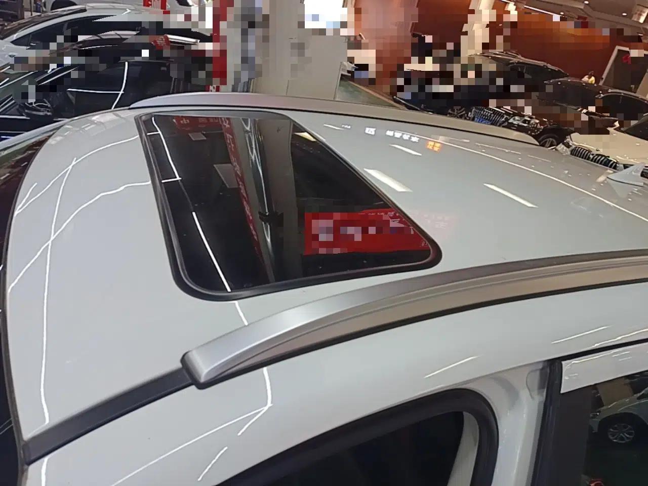 Bestune T33 2019 1.6L Automatic Luxury Edition China VI — миниатюра 7