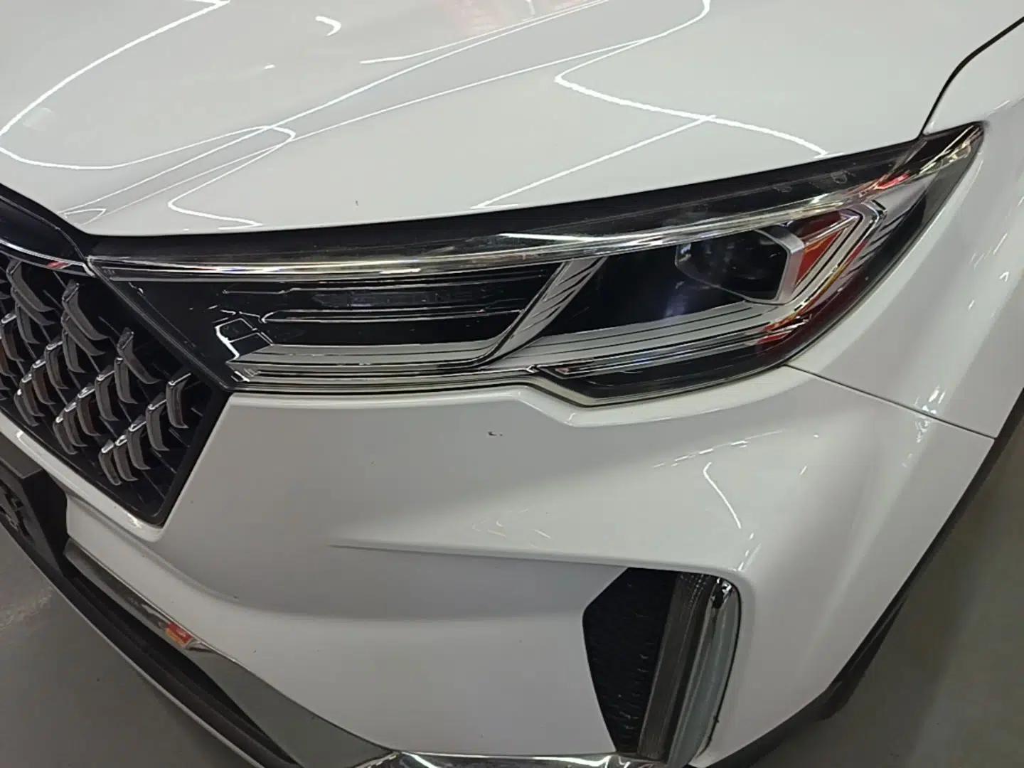 Bestune T33 2019 1.6L Automatic Luxury Edition China VI — миниатюра 8