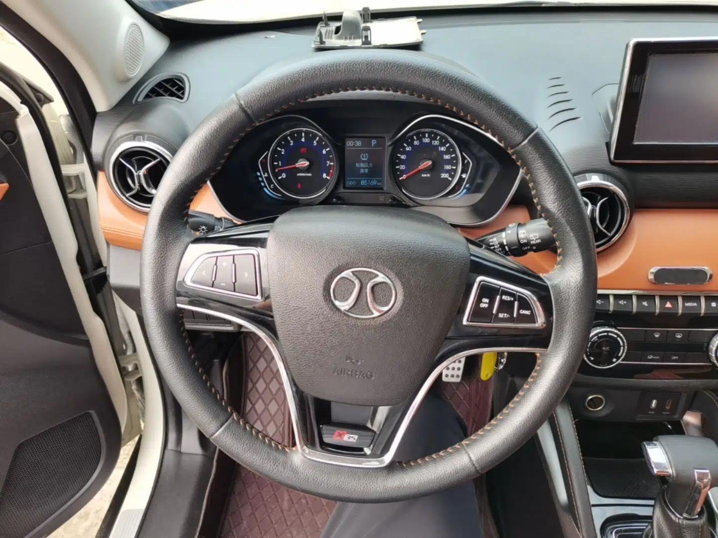 BAIC Senova X35 2016 1.5L Automatic Luxury Edition — миниатюра 13