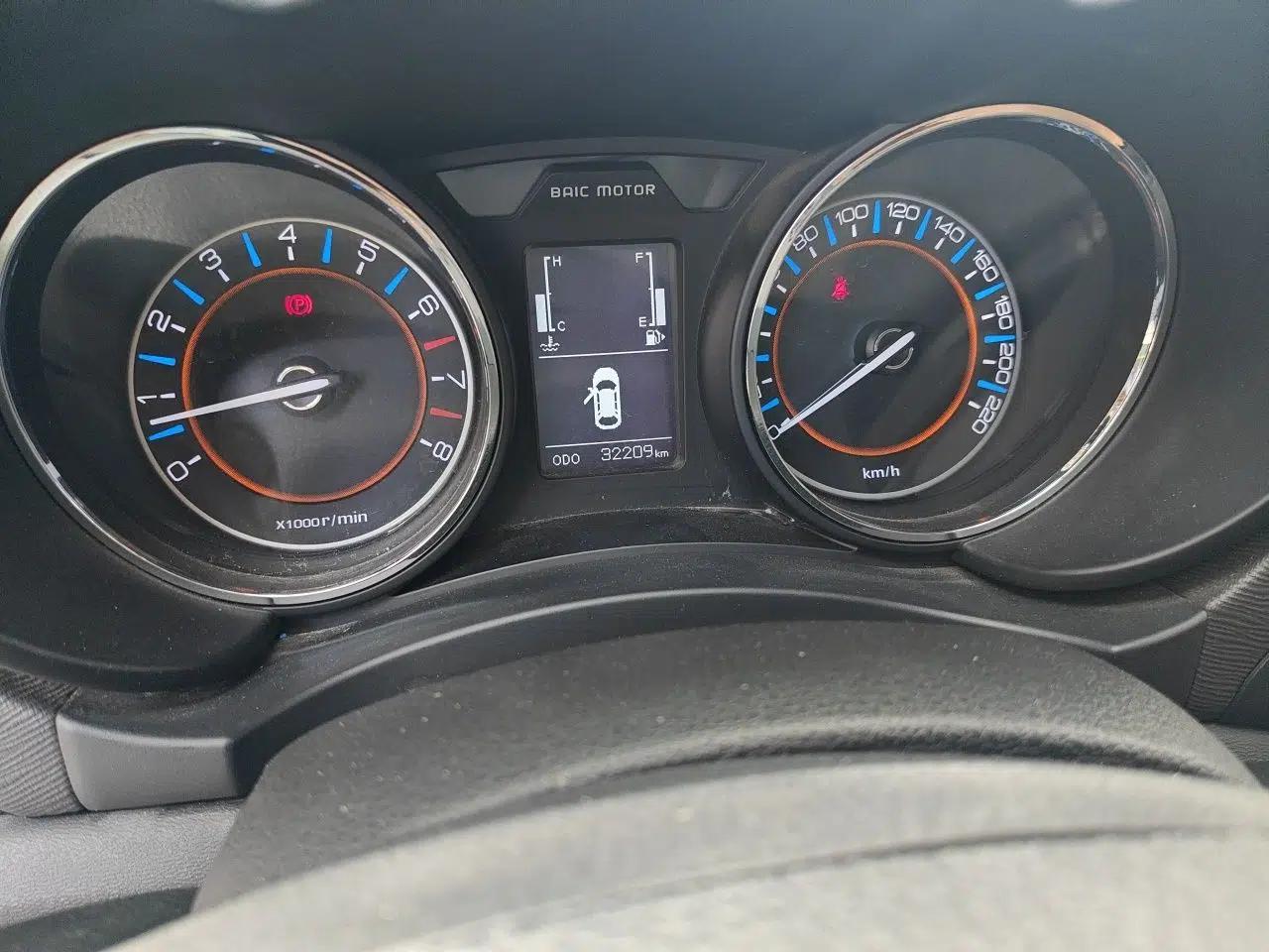BAIC Senova X55 2016 1.5L Manual Comfort Version — миниатюра 12