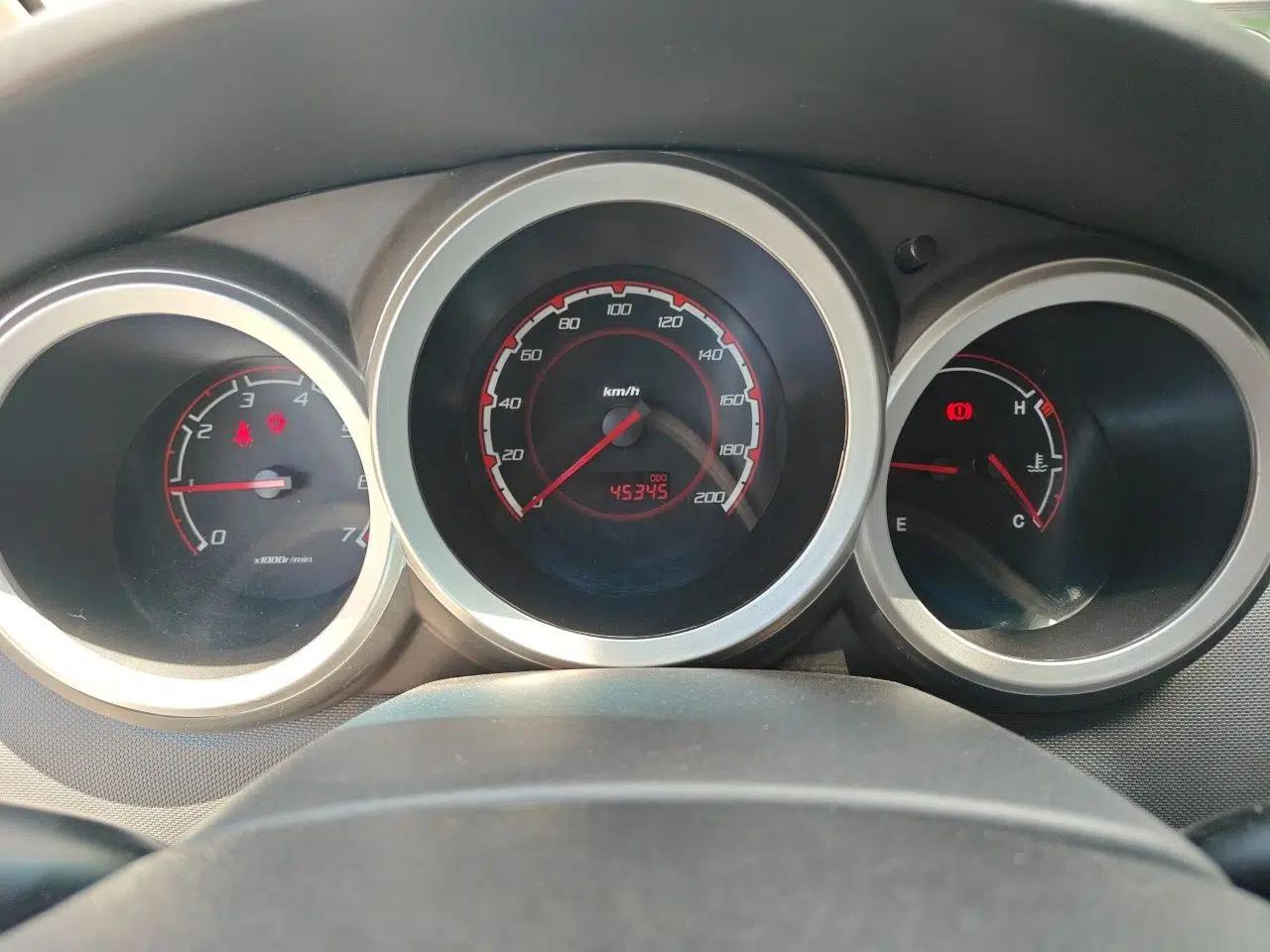 CHANGAN CX20 2014 1.4L Manual Sport Version China IV Standard — миниатюра 11