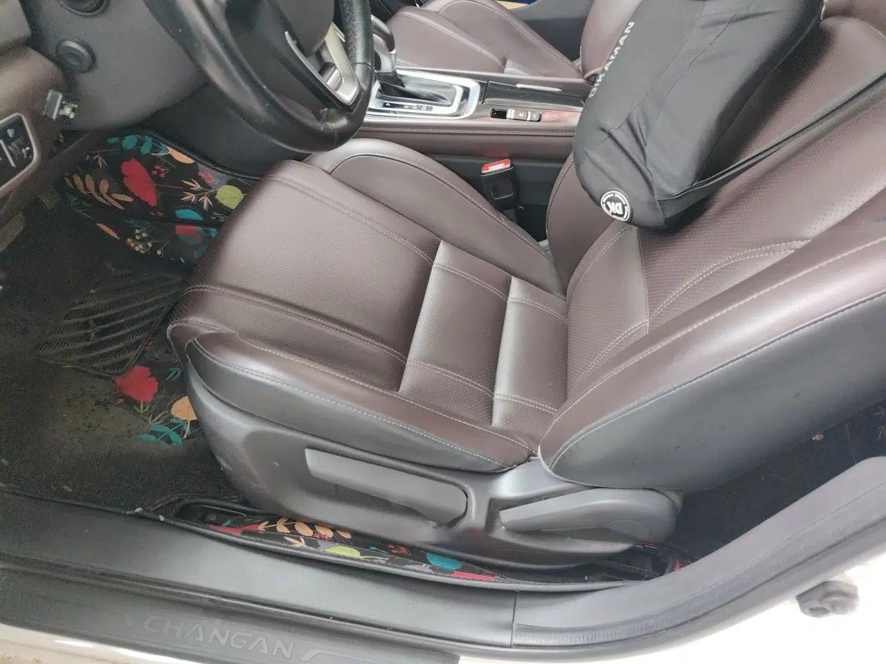 CHANGAN Raeton CC 2018 1.5T Automatic Elegant Starry Edition China V Standard — миниатюра 15