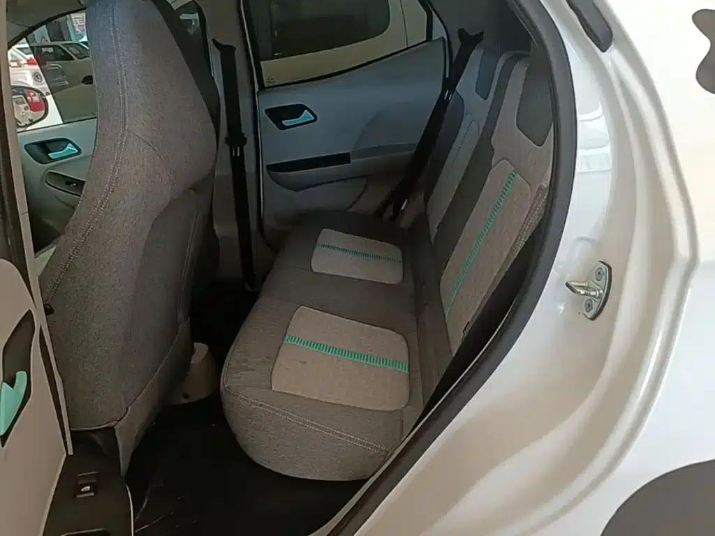 Yizhi EV2 2023 Auspicious Edition 201km Comfort Model — миниатюра 17