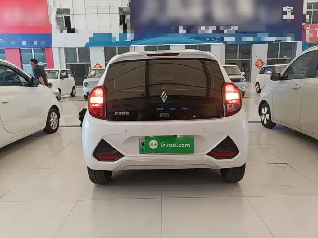 Yizhi EV2 2023 Auspicious Edition 201km Comfort Model — миниатюра 6
