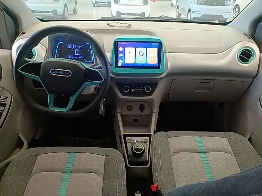 Yizhi EV2 2023 Auspicious Edition 201km Comfort Model — миниатюра 10