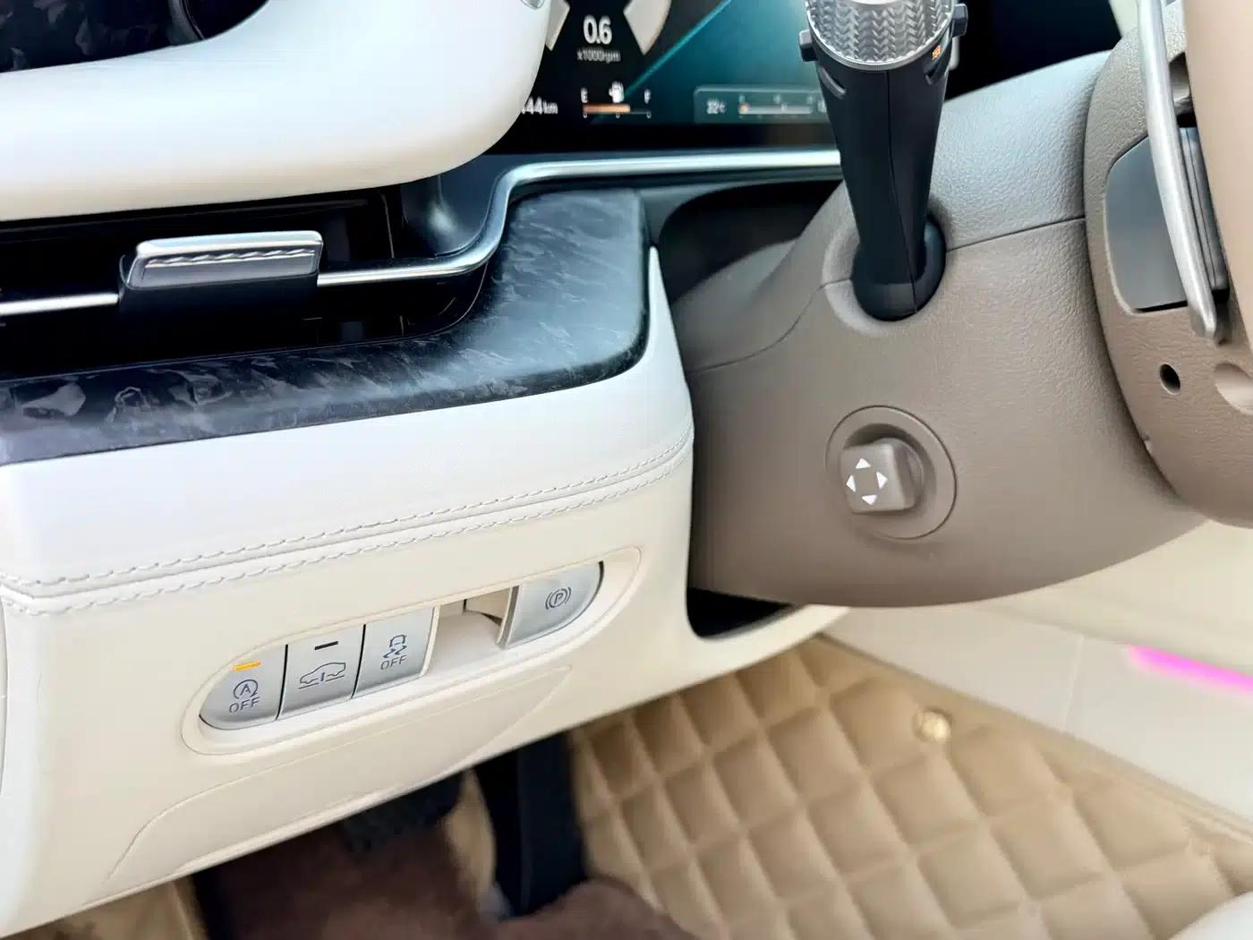 Genesis G90 2023 3.5T Flagship Edition — миниатюра 12