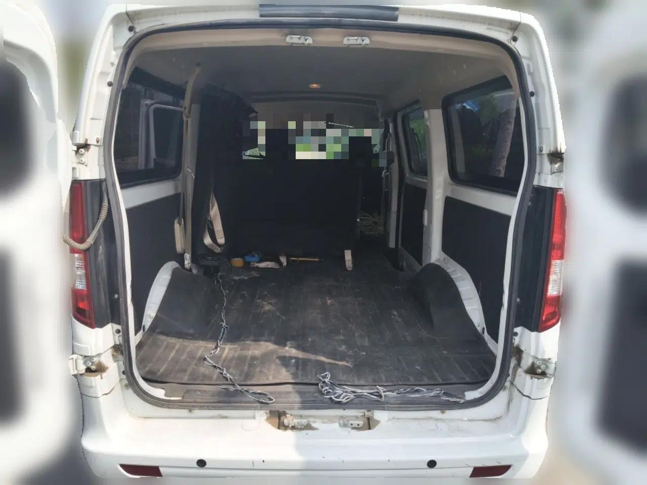 CHANGAN KAICHENG Ruixing EM80 2024 Comfort-Style 6-Seater 41.86 kWh — миниатюра 14