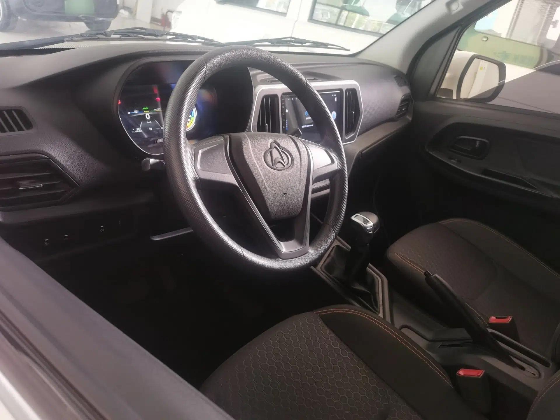 CHANGAN KAICHENG Ruixing EM80 2024 Comfort-Style 6-Seater 41.86 kWh — миниатюра 16