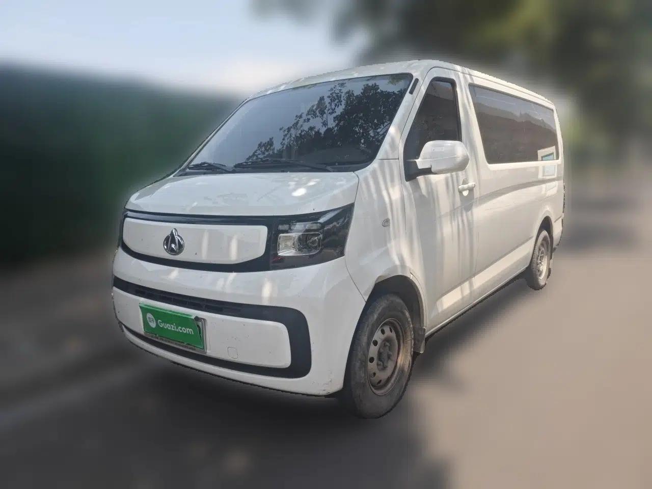 CHANGAN KAICHENG Ruixing EM80 2025 Passenger Version Comfort Edition 6-Seater 300 km Dual-Swing Doors — миниатюра 1