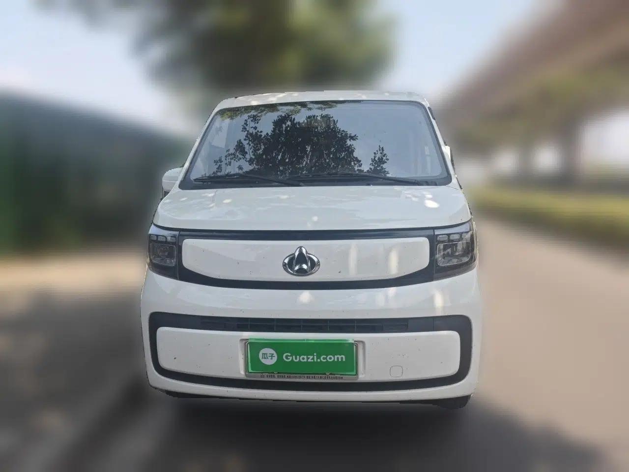 CHANGAN KAICHENG Ruixing EM80 2025 Passenger Version Comfort Edition 6-Seater 300 km Dual-Swing Doors — миниатюра 2