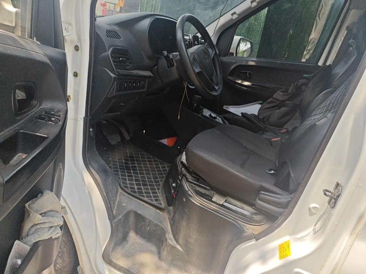 CHANGAN KAICHENG Ruixing EM80 2025 Passenger Version Comfort Edition 6-Seater 300 km Dual-Swing Doors — миниатюра 19