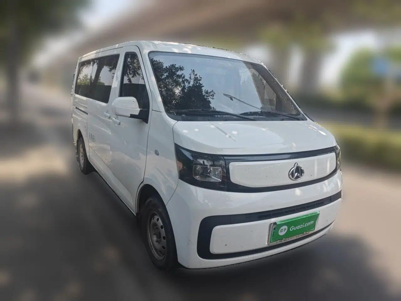 CHANGAN KAICHENG Ruixing EM80 2025 Passenger Version Comfort Edition 6-Seater 300 km Dual-Swing Doors — миниатюра 3