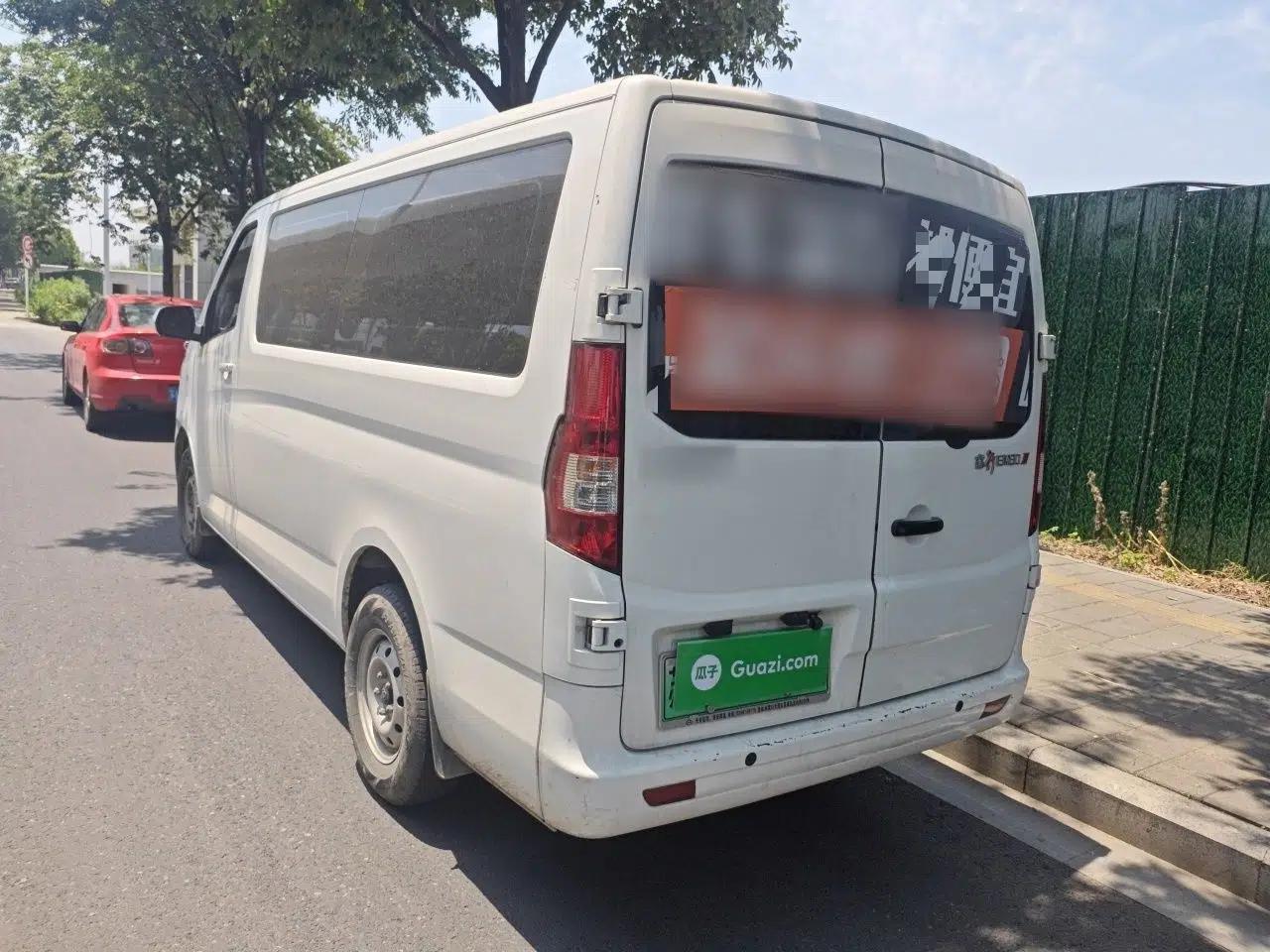 CHANGAN KAICHENG Ruixing EM80 2025 Passenger Version Comfort Edition 6-Seater 300 km Dual-Swing Doors — миниатюра 4
