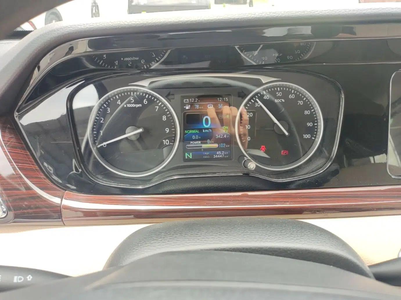 CHANGAN KUAYUE Xing V5 EV 2021 Luxury Edition 5-Seater Van with Lingdian System — миниатюра 14