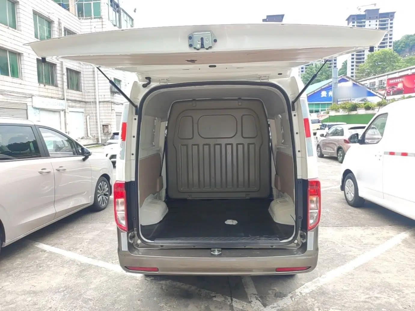 CHANGAN KUAYUE Xing V5 EV 2021 Luxury Edition 5-Seater Van with Lingdian System — миниатюра 22