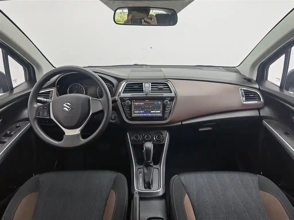Xiaotu 2017 1.6L CVT 2WD Urban Fashion Model — миниатюра 5