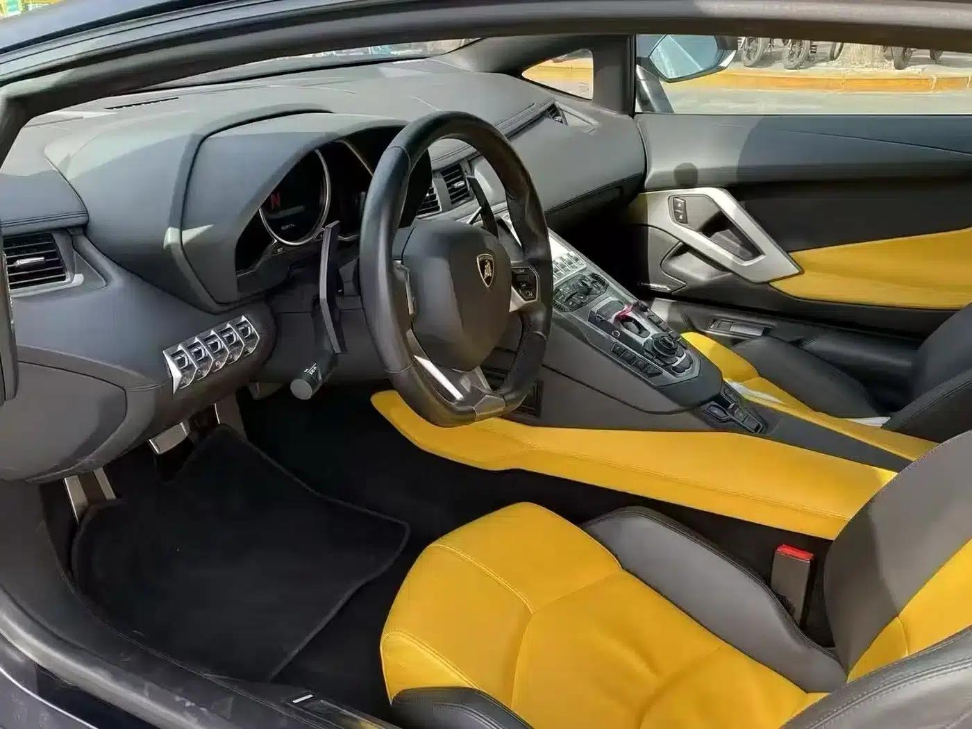 2011 Aventador LP 700-4 — миниатюра 13