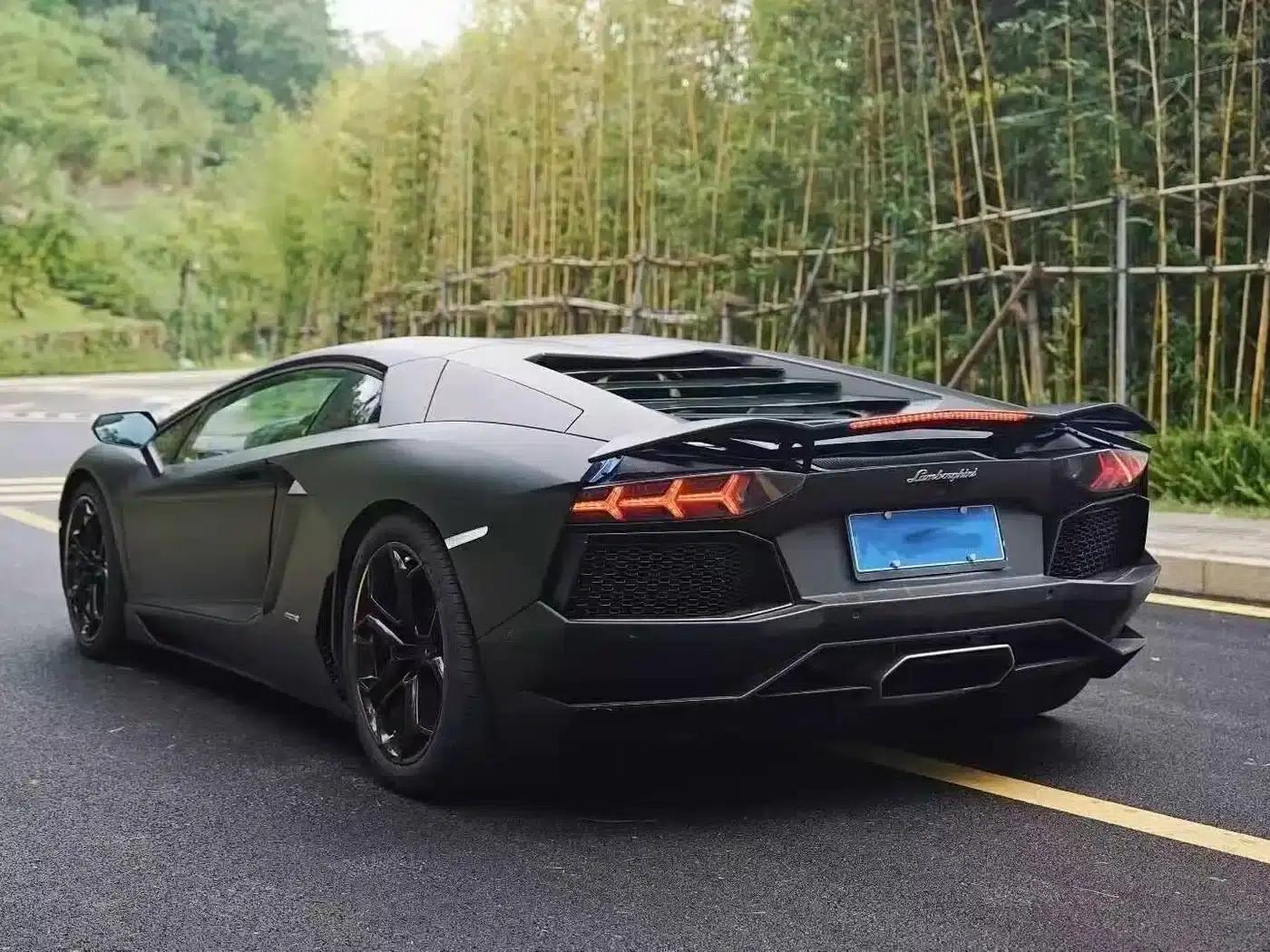 2011 Aventador LP 700-4 — миниатюра 4