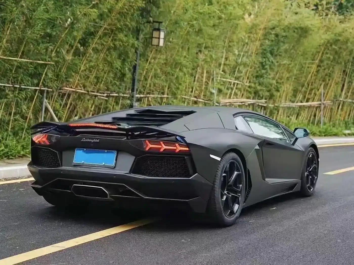 2011 Aventador LP 700-4 — миниатюра 6