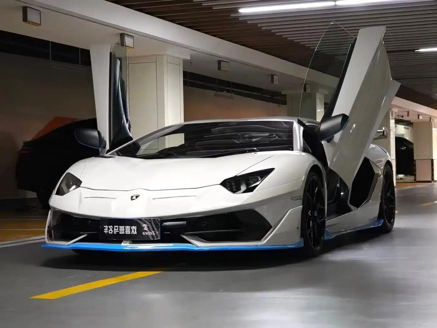 2011 Aventador LP 700-4 — миниатюра 1
