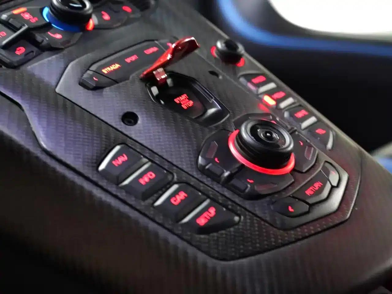2011 Aventador LP 700-4 — миниатюра 12