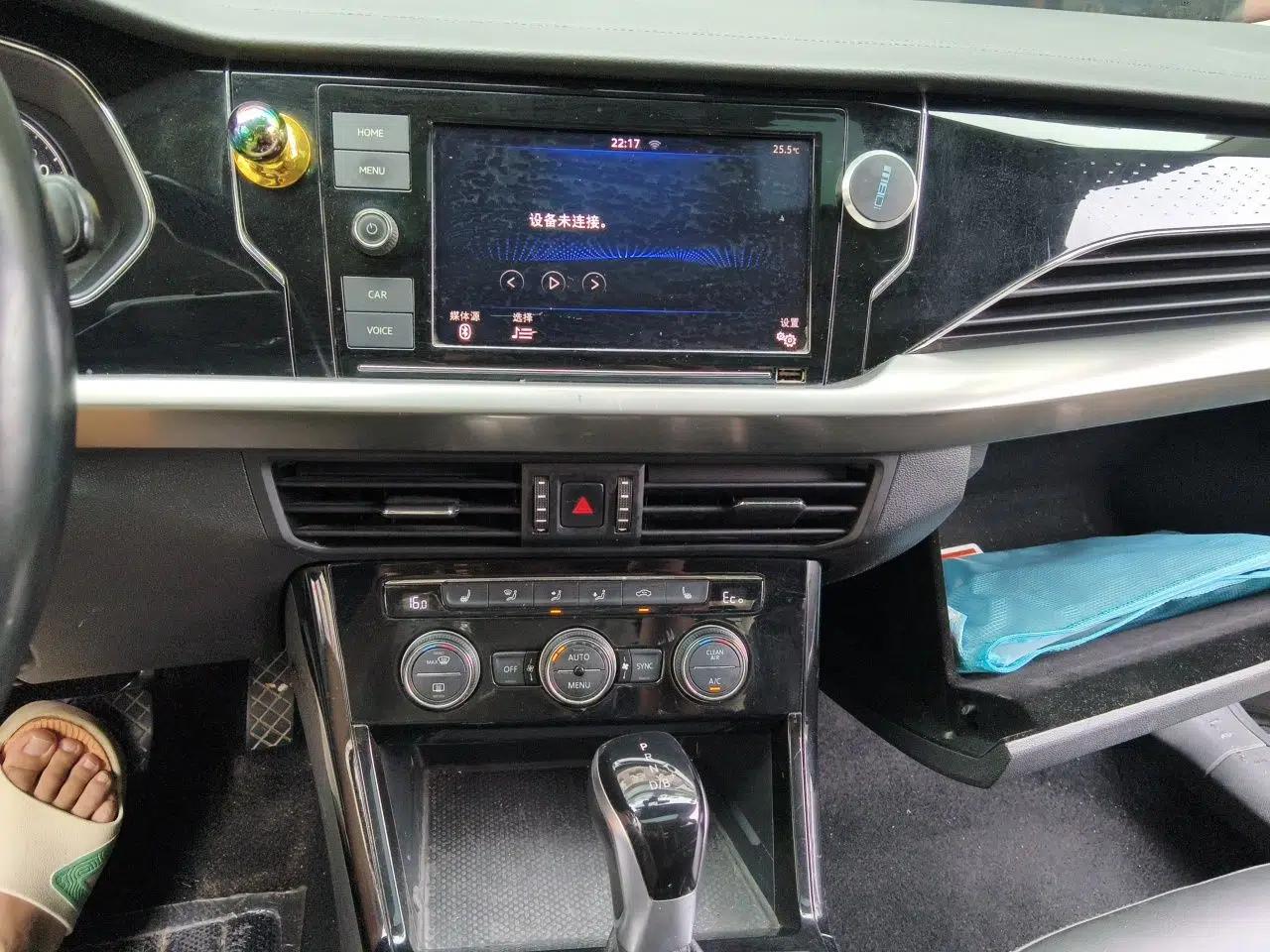 Volkswagen Passat New Energy 2019 430 PHEV Hybrid Elite Edition — миниатюра 13
