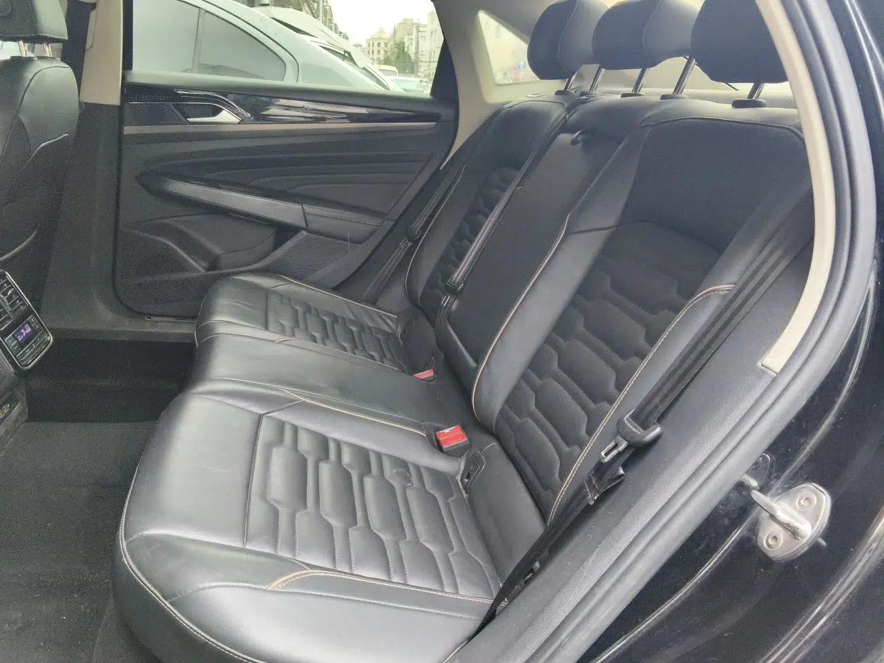 Volkswagen Passat New Energy 2019 430 PHEV Hybrid Elite Edition — миниатюра 17