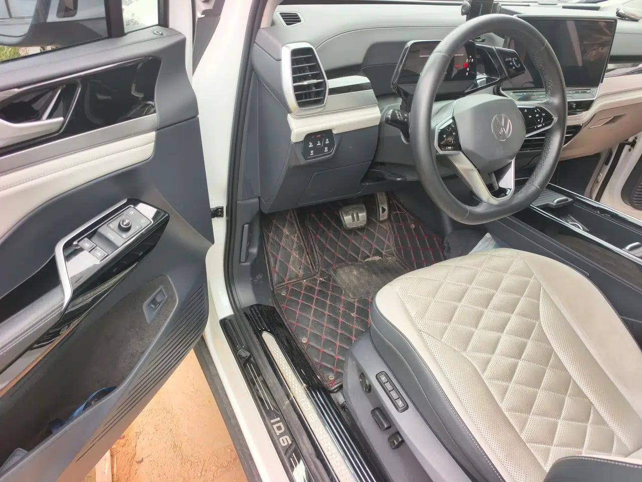 Volkswagen ID.6 CROZZ 2021 Long-Range PRO Edition — миниатюра 16