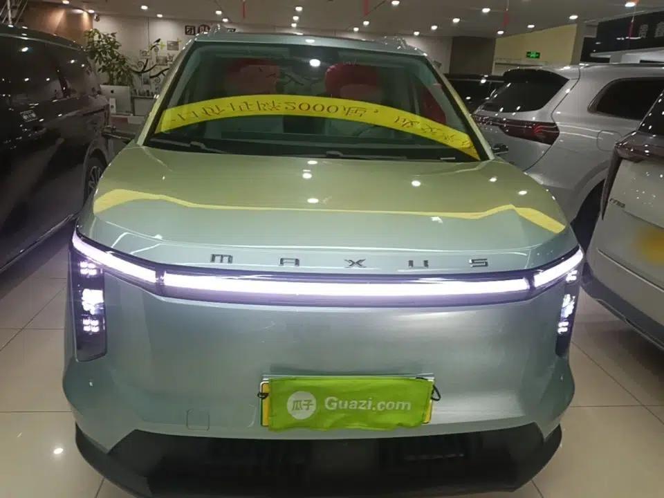 SAIC MAXUS Dajia 7 2024 605 km Extended Range Highland Version Six-Seater — миниатюра 2