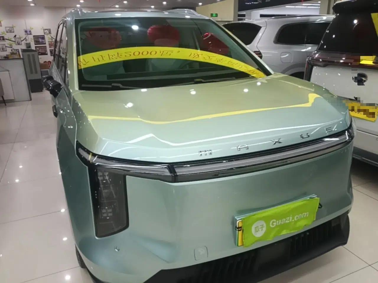 SAIC MAXUS Dajia 7 2024 605 km Extended Range Highland Version Six-Seater — миниатюра 12