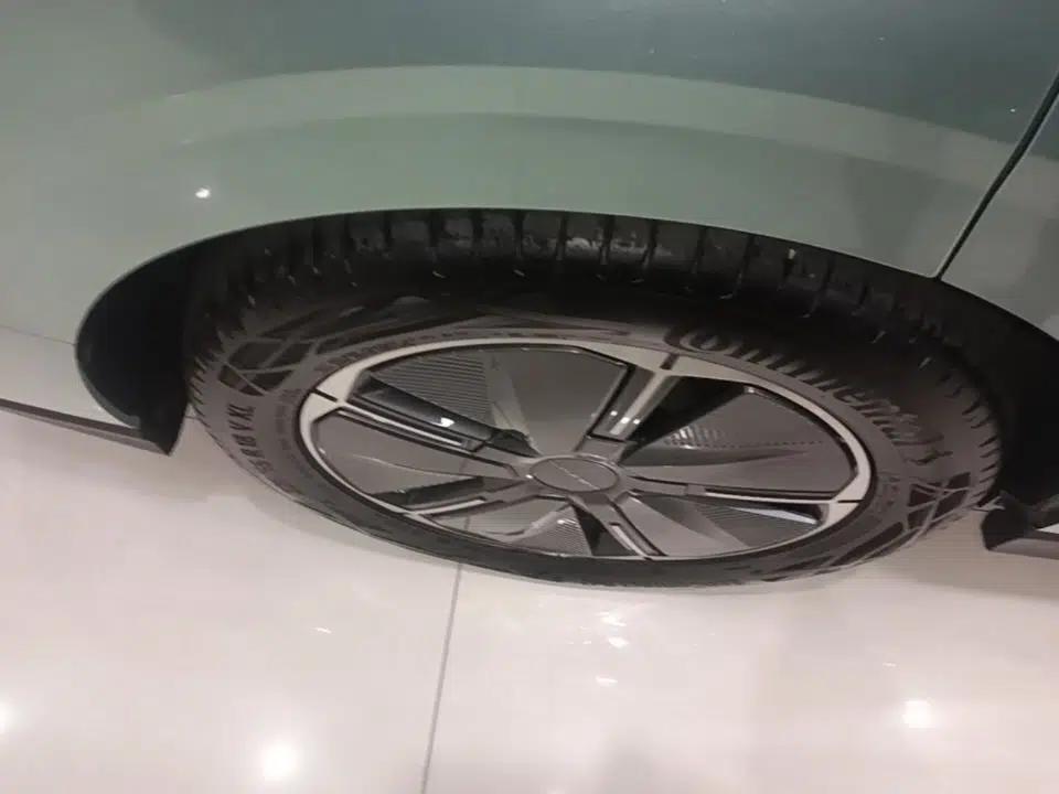 SAIC MAXUS Dajia 7 2024 605 km Extended Range Highland Version Six-Seater — миниатюра 16