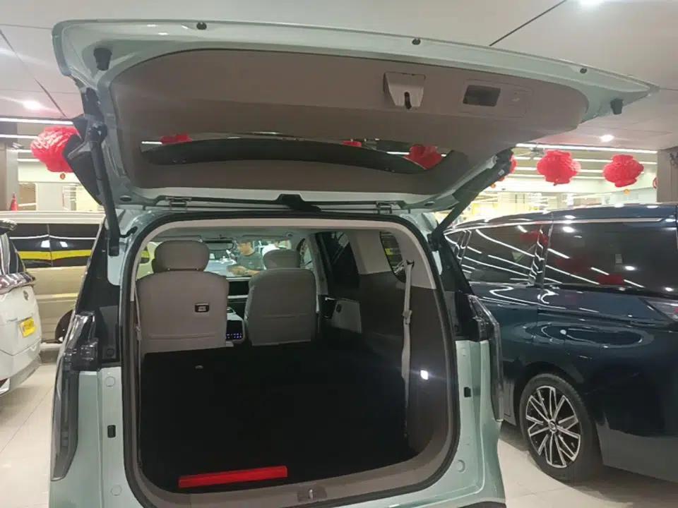 SAIC MAXUS Dajia 7 2024 605 km Extended Range Highland Version Six-Seater — миниатюра 27