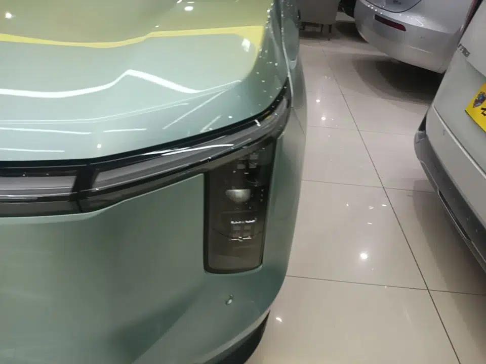 SAIC MAXUS Dajia 7 2024 605 km Extended Range Highland Version Six-Seater — миниатюра 8