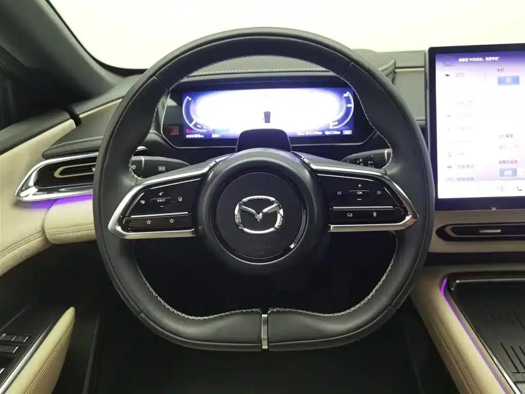 Mazda EZ-6 2024 Extended Range 200 Smart Edition — миниатюра 11