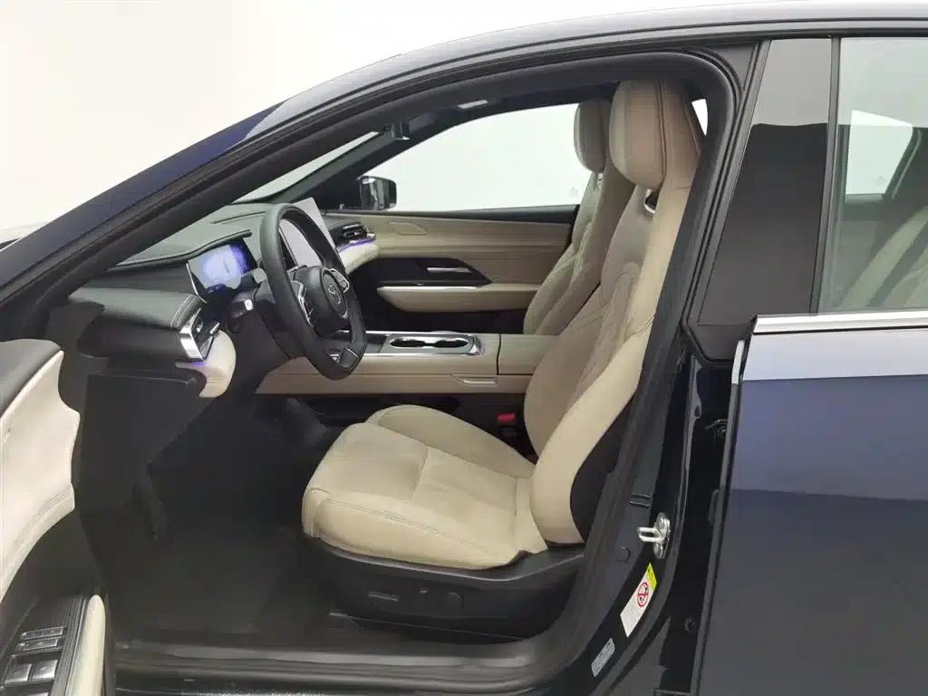 Mazda EZ-6 2024 Extended Range 200 Smart Edition — миниатюра 10