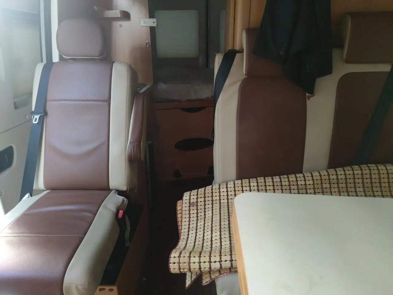 SAIC MAXUS V80 RV — миниатюра 17